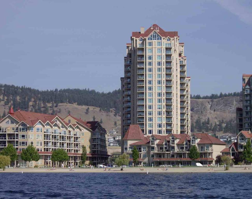 Sunset Waterfront Resort By Kelownacondorentals מראה חיצוני תמונה