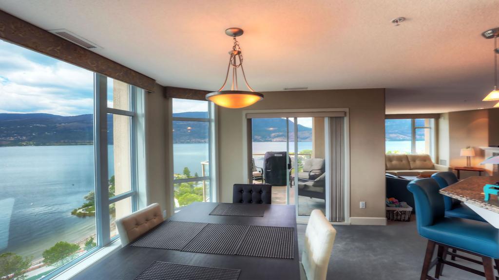 Sunset Waterfront Resort By Kelownacondorentals מראה חיצוני תמונה